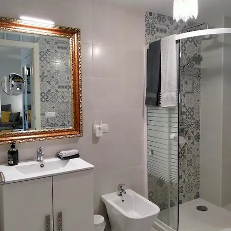 Casa Mila * פואנגירולה